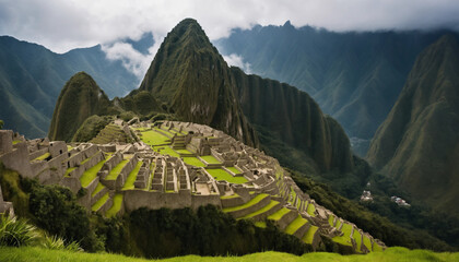 Interesting tourist attractions, many tourists visit, ranked among the top in the world.