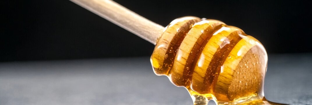 Sweet Elixir, Golden Drizzle with Wooden Honey Spoon for Kitchen, Perfect for Cooking and Health