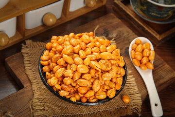 Crispy Roasted Peanuts in Bowl on Wooden Tray - Perfect Bar Snack for Drinkers
