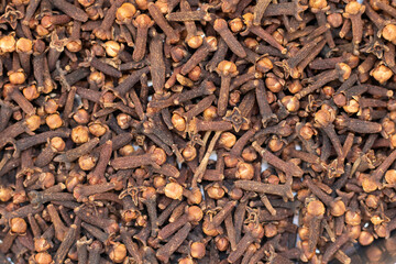 cloves - dried cloves flower buds - long buds background