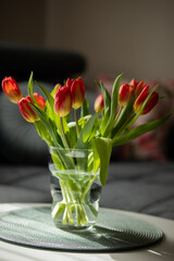 Tulipany w wazonie © Dariusz