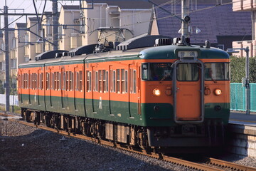 Fototapeta premium かつて北関東で活躍した高崎車両センターの115系電車_2010/11/28撮影