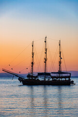 Side Pirate Tall Ship