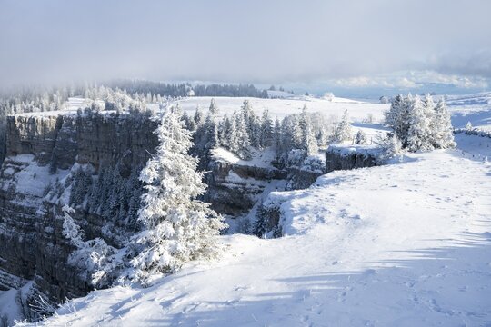 Creux du Van, snow-covered landscape, Jura, Neuch&acirc;tel, Switzerland