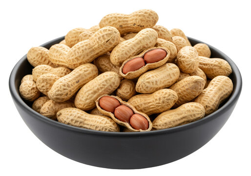 黒いボウルに入った殻付きピーナッツのクローズアップ 透明な背景に分離された茶色の落花生の山のマクロ写真