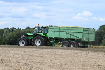 Obraz premium Agriculture tracteur recolte mais 