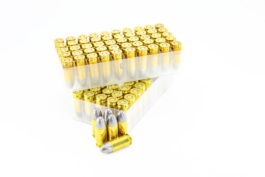 Pack of bullet 9mm parabellum LRN( lead round nose ) isolate on white background