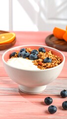 Yogurt parfait with granola and blueberries