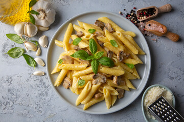 Penne pasta with creamy mushroom sauce
