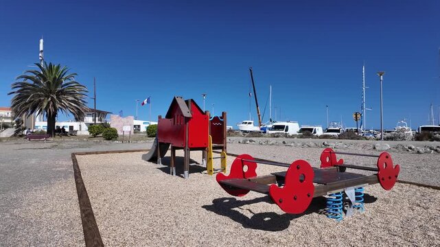 jeux pour enfants de couleurs rouge, parc