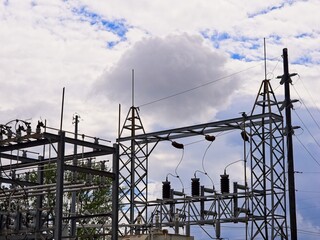 Electric power transmission substation