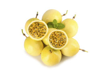 Golden Passion Fruit Showcase with Cut Halves Displaying Seedy Interior and Fresh Mint Garnish