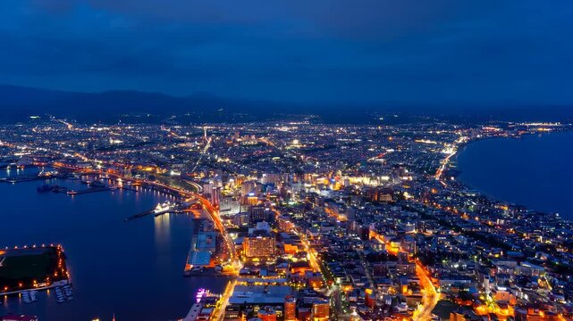 日本三大夜景・函館山から望む夜景　ドローン撮影イメージ
