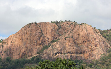 Fototapeta premium Close-up of Castle Hill mountain in Townsville, Queensland, Australia
