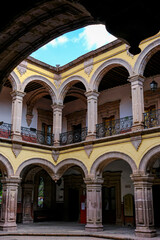 Obraz premium Morelia, Mexico - February 17, 2025: Old Palace of Justice in Morelia, Michoacan, Mexico.