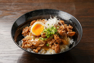 豚丼