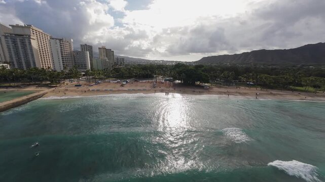 Video aereo di Waikiki Beach, Hawai'i, Ohau, USA