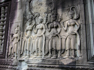 Obraz premium Devatas in Angkor Wat temple