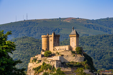 Fototapeta premium Le Château de Foix dans les Pyrénées en France