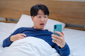 寝坊した20代男性