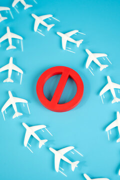 Airplanes bypass restricted air zones. Additional costs for overflights, aviation safety, geopolitical tensions, flight route changes, fuel expenses, airline industry challenges.