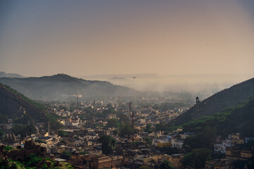 Fototapeta premium Early morning sunrise view of a ancient city of Jaipur Rajasthan showing its heritage and beauty