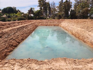 The reserve water source in the farmer's farm.