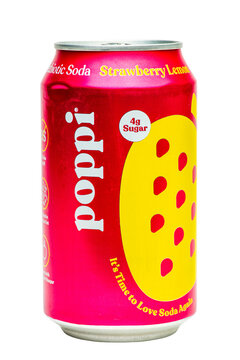 Can of Poppi strawberry lemon Prebiotic Soda on a transparent background	