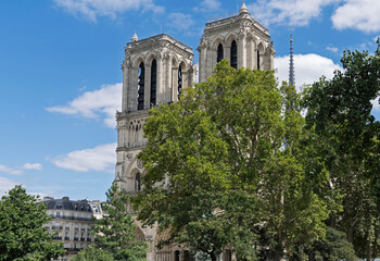 Kathedrale Notre-Dame-de-Paris nach der Wiederer&ouml;ffnung