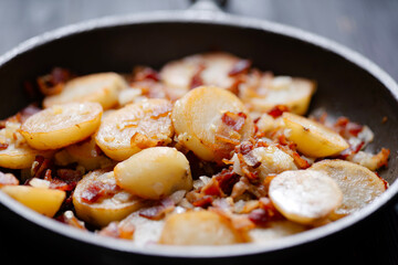 traditional german pan-fried potatoes bratkartoffeln