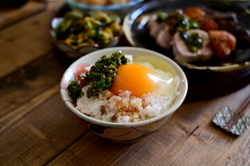 ニラだれ卵かけご飯