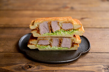 ヒレカツのホットサンド