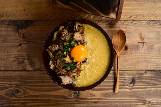 スタミナ丼」の写真素材 | 2,420件の無料イラスト画像 | Adobe Stock