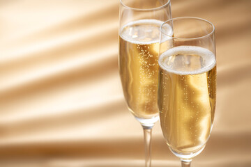 特別な日をシャンパンで祝う