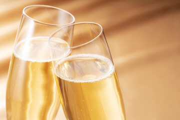 特別な日や記念日をシャンパンで祝う