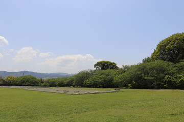 Fototapeta premium The traditional Japanese landscape, created by gardens in harmony with nature, gives off a mystical impression.