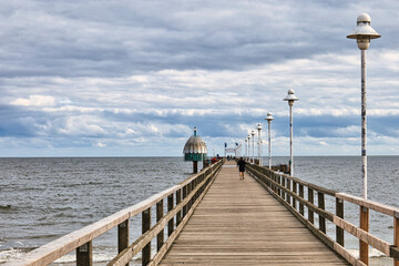 Zinnowitz Seebrücke , Ostsee , Erholung , Urlaub , Ferien , Strand , Blauer Himmel , Sand ,...