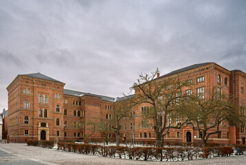 Die denkmalgeschützten Backsteinbauten des ehemaligen medizinischen Campus beherbergen heute die...