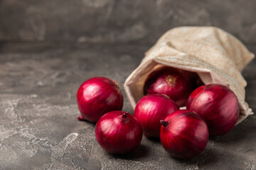 Shallot onion on the kitchen table. onion slice. onion rings. Fresh red Onion. Natural, fresh,...