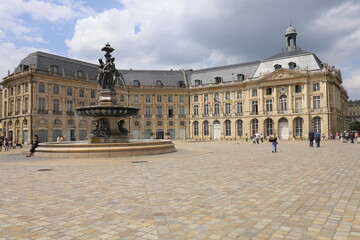 Obraz premium La place de la bourse, ville de Bordeaux, département de la Gironde, France