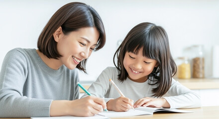 子どもの学習を見守る家庭の風景