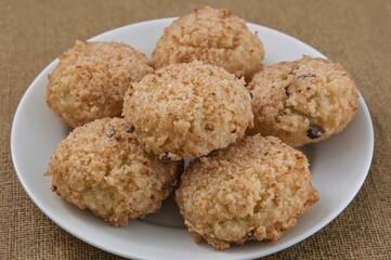 A traditional crispy Indonesian snack made from flour and various ingredients, deep-fried to a savory perfection