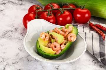 Dietary avocado cut with prawn