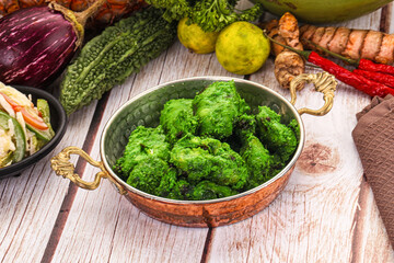 Indian green chicken mint tikka