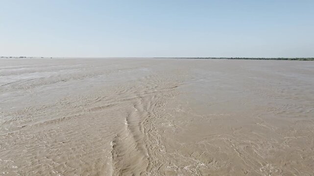 Chenab River Flood 2025, South Punjab Pakistan Flooding & Climate Change causing urban flooding. 