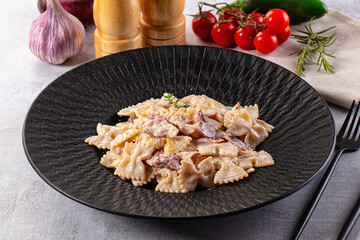 Pasta Carbonara - farfalle with bacon