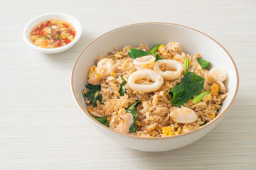 Fried rice with squid or octopus