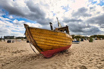 Seebad Ahlbeck , Ostsee , Erholung , Urlaub , Ferien , Strand , Blauer Himmel , Sand , Entspannung , Relaxen , Genießen , Reisen , Tourismus , Usedom
