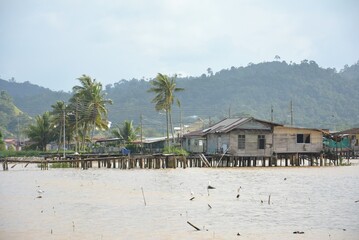 ブルネイの水上集落・カンポンアイール