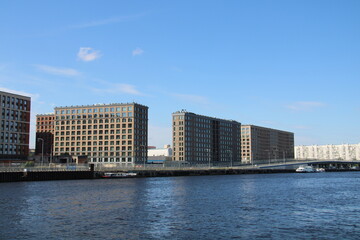 Obraz premium buildings in St. Petersburg view from the Neva River